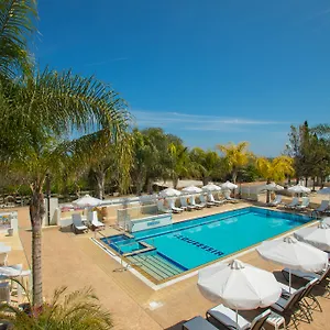 flouressia-gardens.protaras-cy-hotels.com/